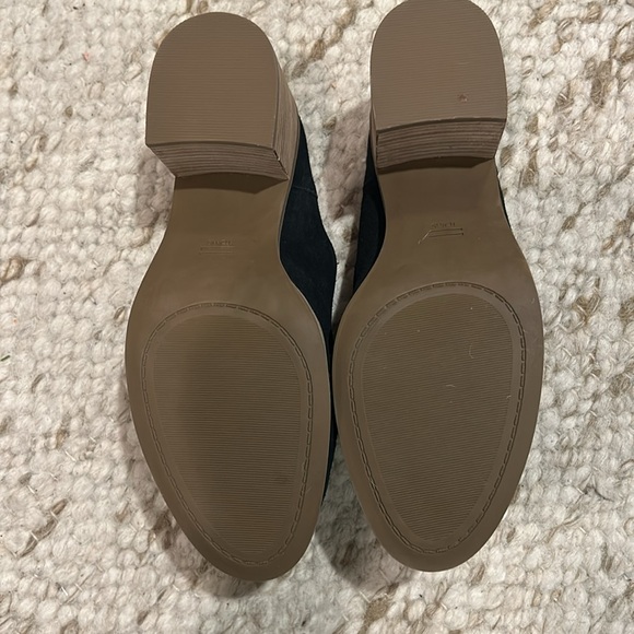 Tom’s Black Suede Block Heel Slip-ons - Picture 4 of 7